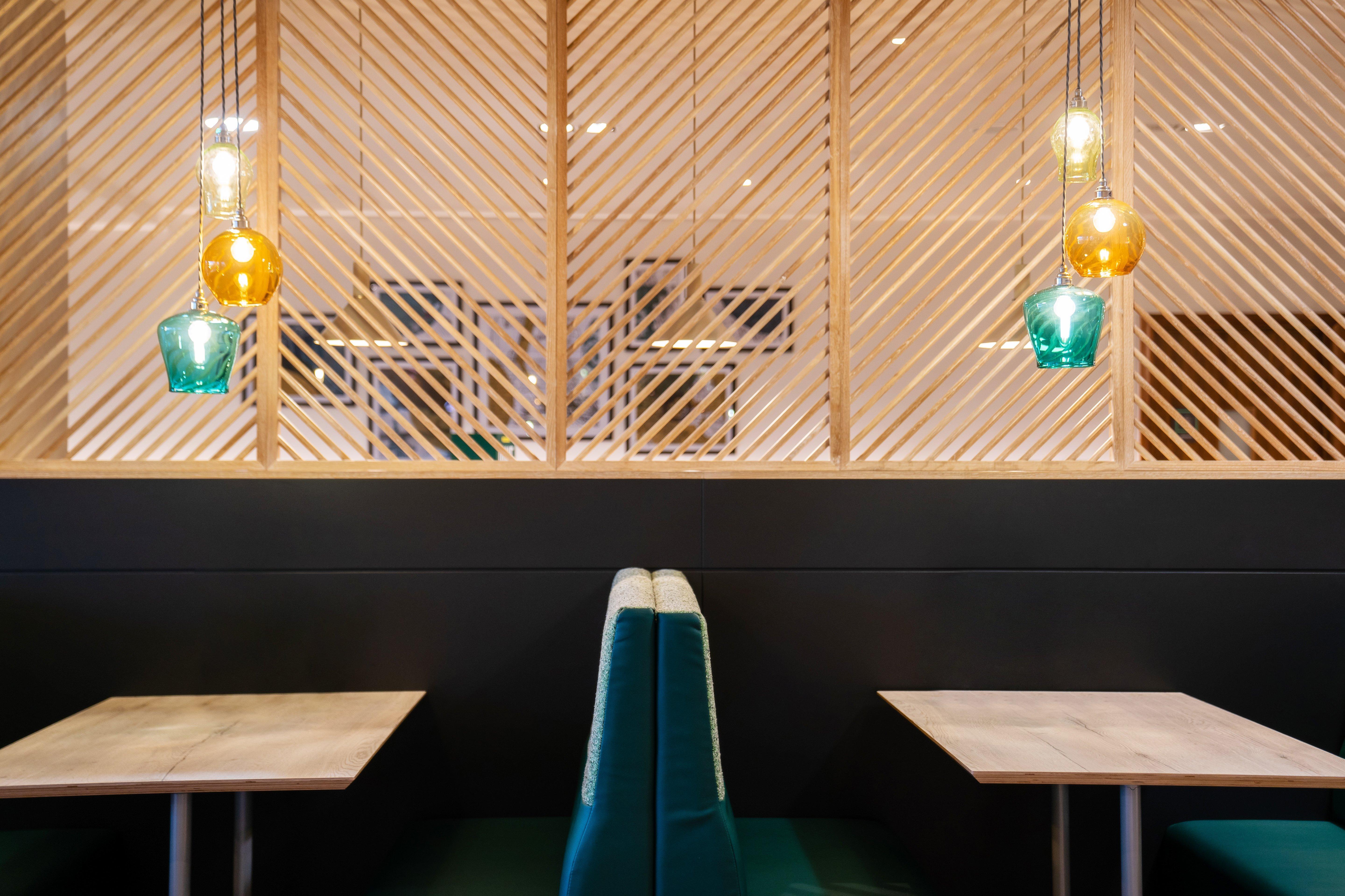 Holiday Inn Stevenage By Ihg Exteriör bild